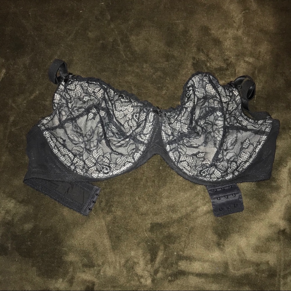 Gillian & O’Malley lace bra